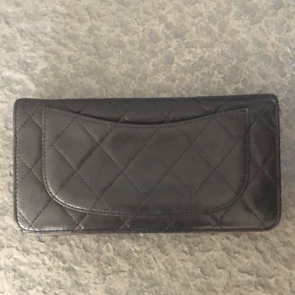Chanel pre owned Classic Black Wallet - Picture 3 of 11